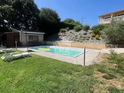 Maison, 175 m²