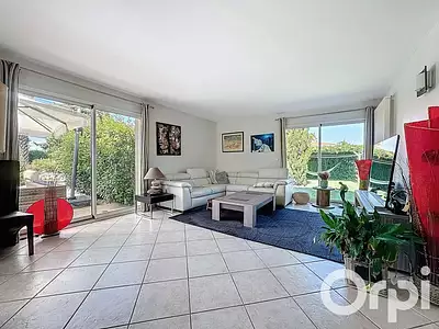 Maison, 200 m²