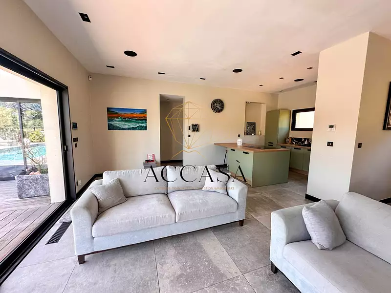 Maison, 152 m²