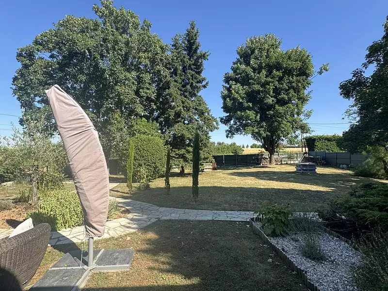 Maison, 167 m²
