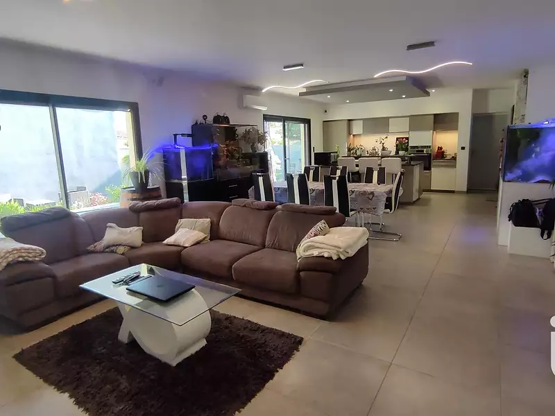 Maison, 133 m²