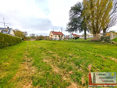 Terrain, 730 m²