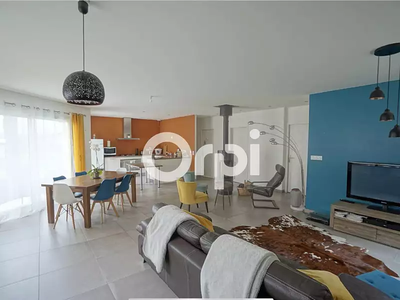 Maison, 113 m²