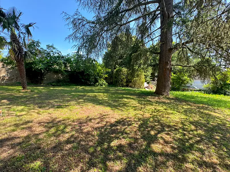 Terrain, 400 m²