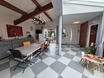 Maison, 230 m²