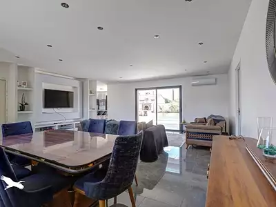 Maison, 156 m²