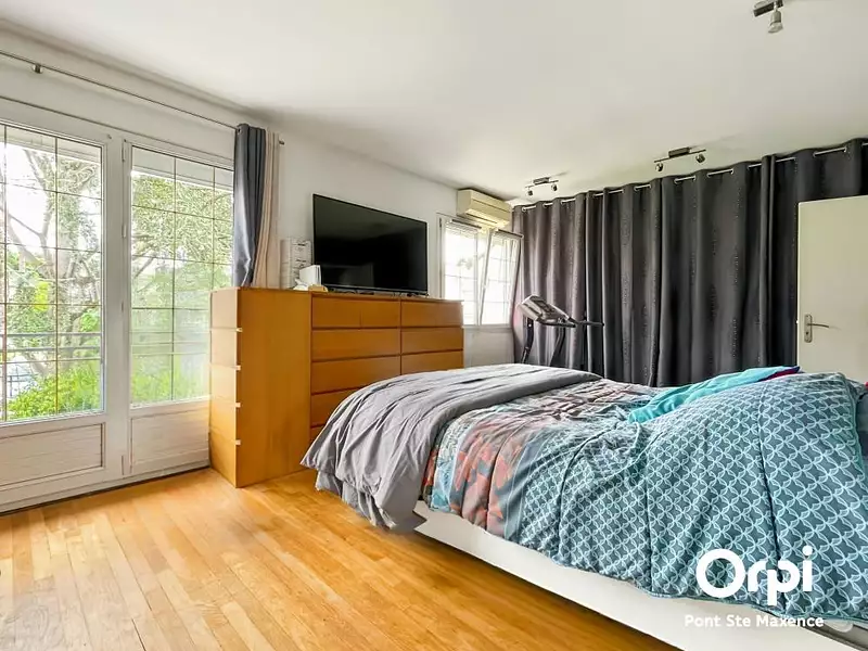 Maison, 169 m²