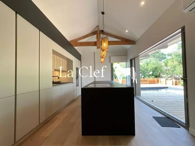 Maison, 174 m²