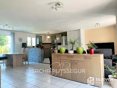 Maison, 131 m²