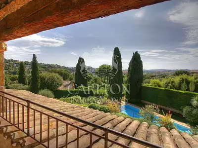 Maison, 250 m²