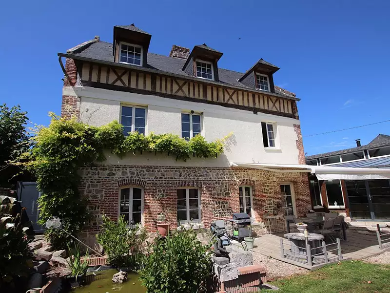 Maison, 397 m²