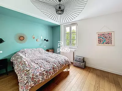 Maison, 240 m²