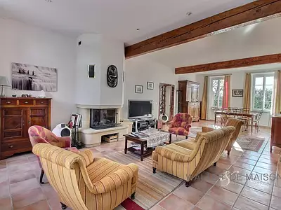 Maison, 318 m²