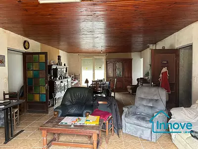 Maison, 166 m²