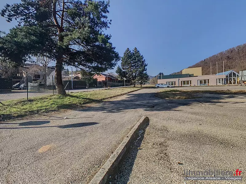 Divers, 300 m²