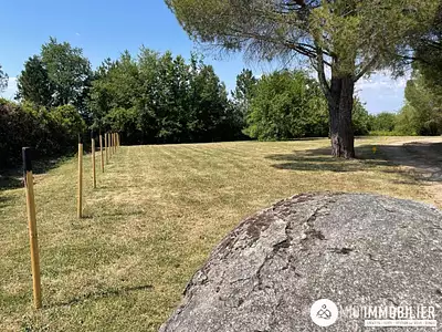 Terrain, 1 407 m²