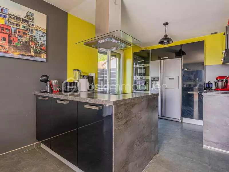 Maison, 167 m²