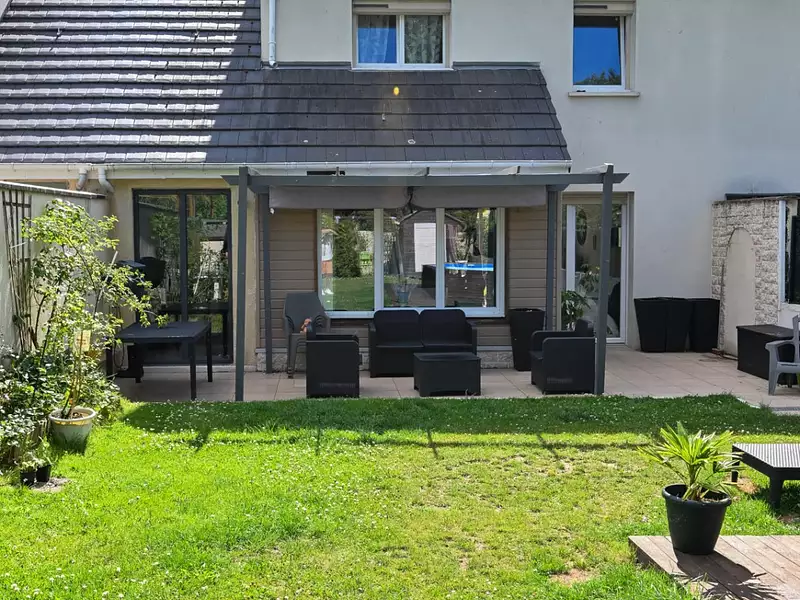 Maison, 120,96 m²