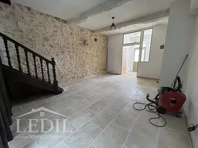 Maison, 166 m²