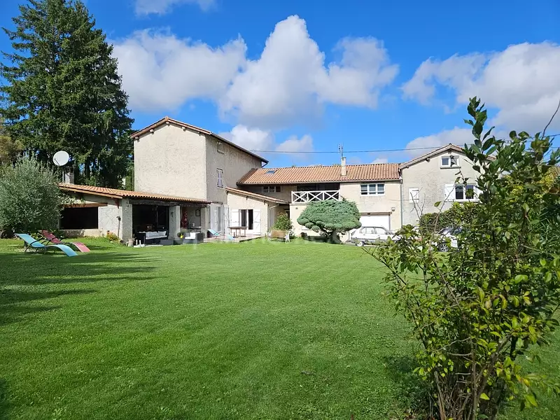 Maison, 320 m²