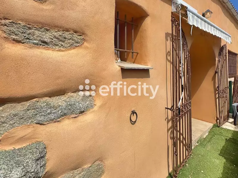 Maison, 45 m²