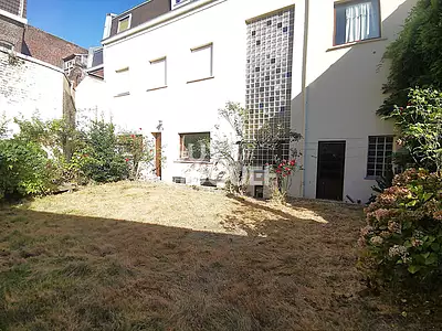 Maison, 390 m²