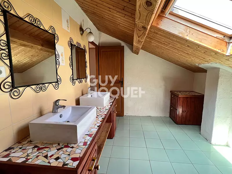 Maison, 214 m²