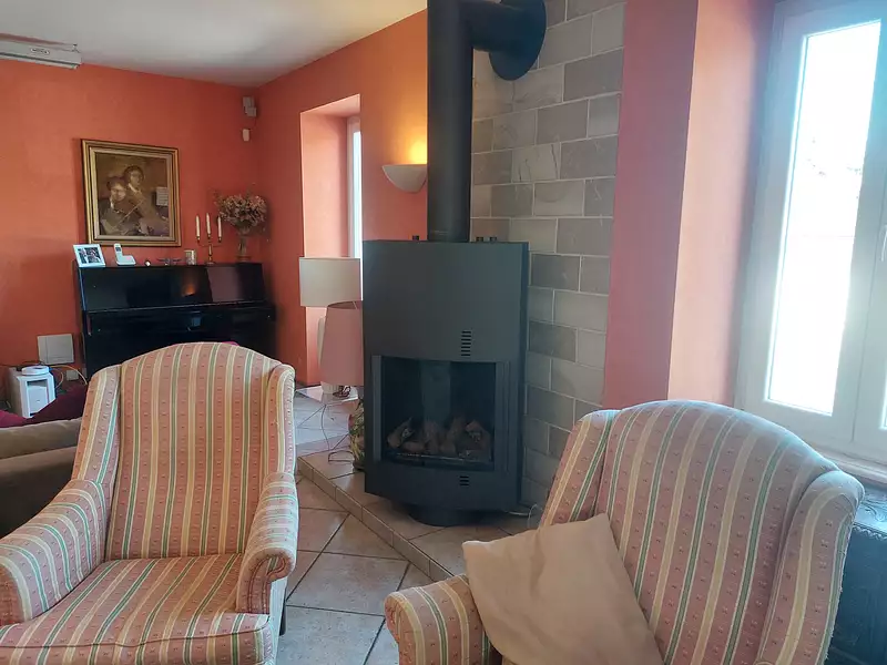 Maison, 240 m²