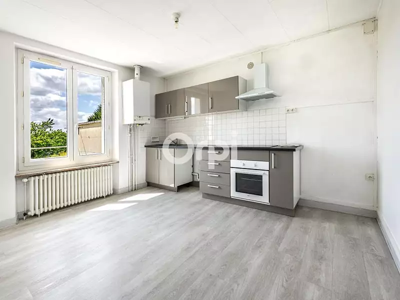 Maison, 180 m²