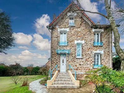 Maison, 260 m²