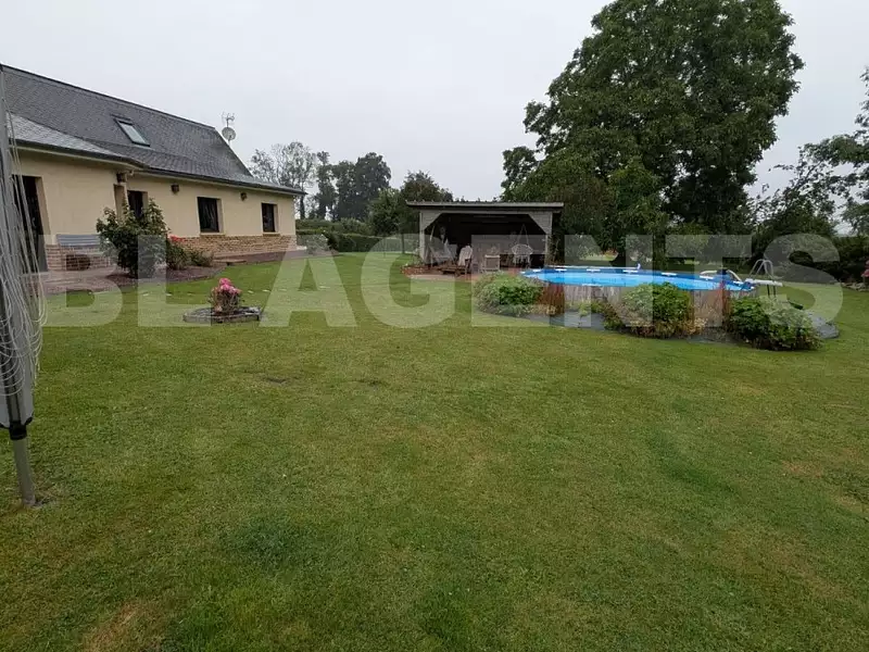 Maison, 165 m²
