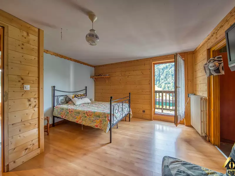 Maison, 257 m²