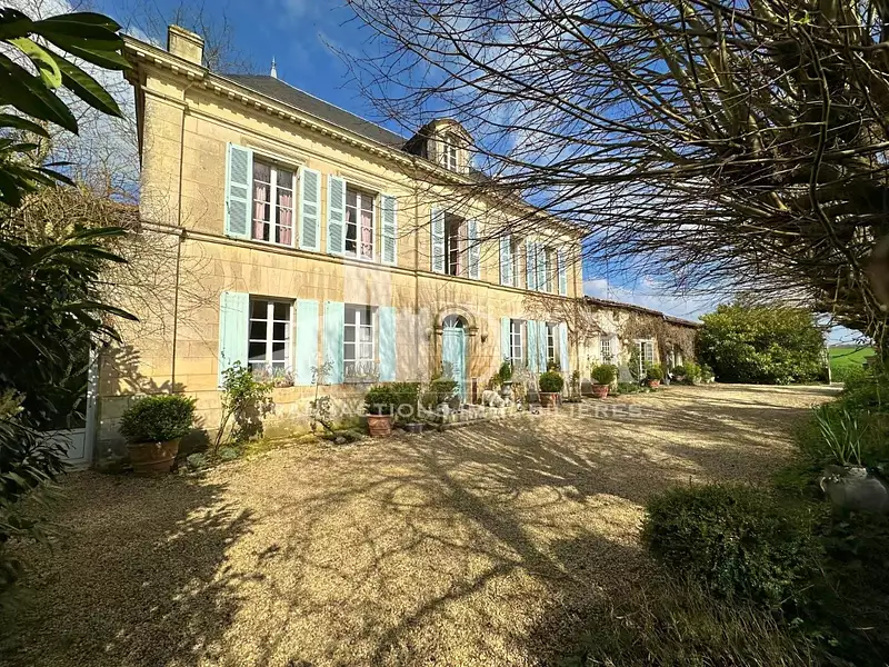 Maison, 660 m²