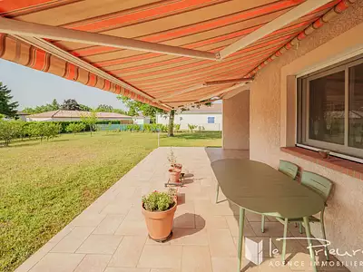Maison, 243 m²