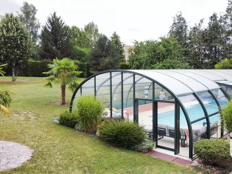 Maison, 350 m²
