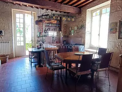 Maison, 309 m²