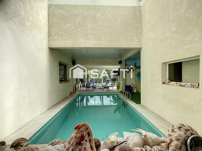 Maison, 170 m²