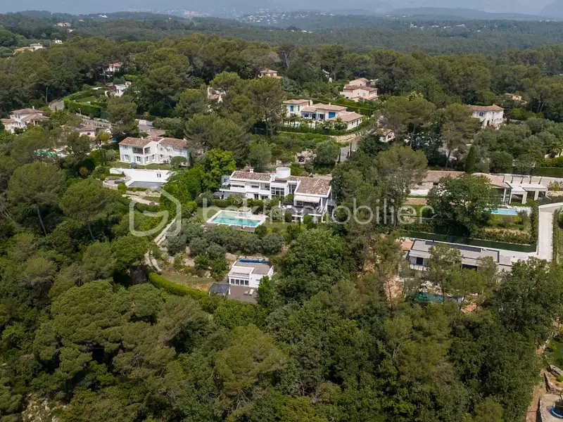 Maison, 518 m²