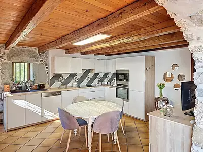 Maison, 185 m²