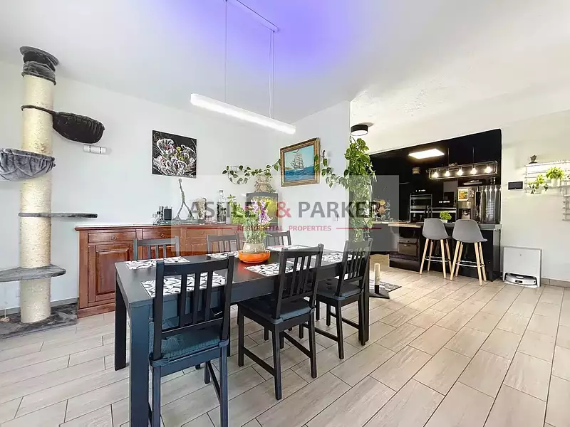 Maison, 135 m²