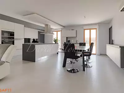 Maison, 167 m²