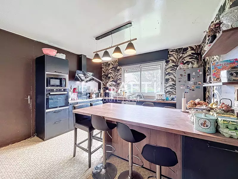 Maison, 180 m²