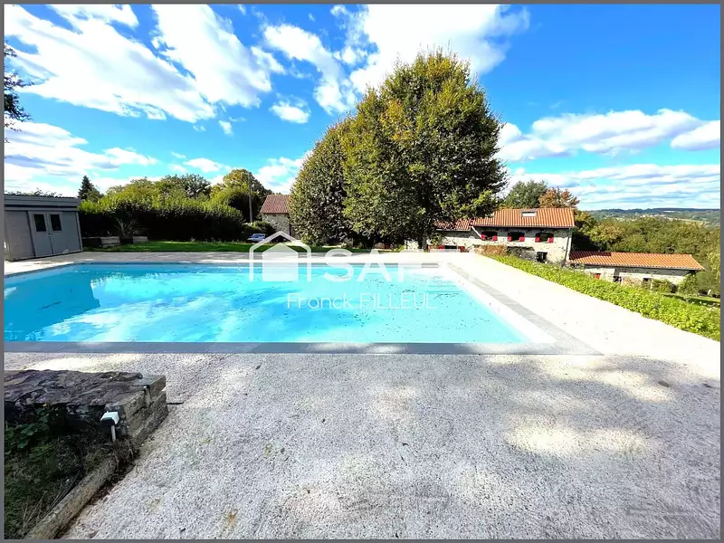 Maison, 270 m²