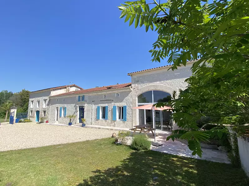 Maison, 380 m²