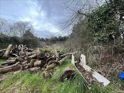 Terrain, 1 024 m²