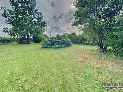 Terrain, 3 350 m²