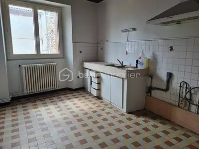 Immeuble, 111 m²