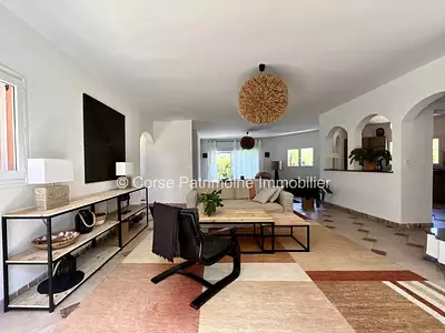 Maison, 148 m²