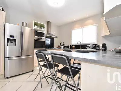 Maison, 169 m²