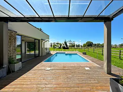 Maison, 285 m²